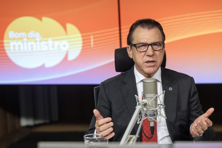 ‘Senado se apequenou por razões eleitorais’, afirma o ministro Luiz Marinho