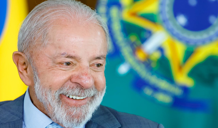 ‘Tenho compromisso ético de não permitir que um fascista volte a governar o país’