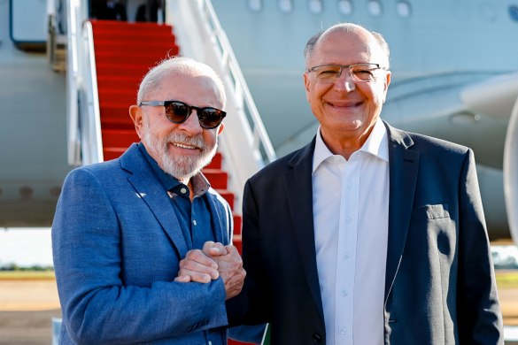 Em missão na Europa, Lula reforça o papel do Brasil na defesa da democracia