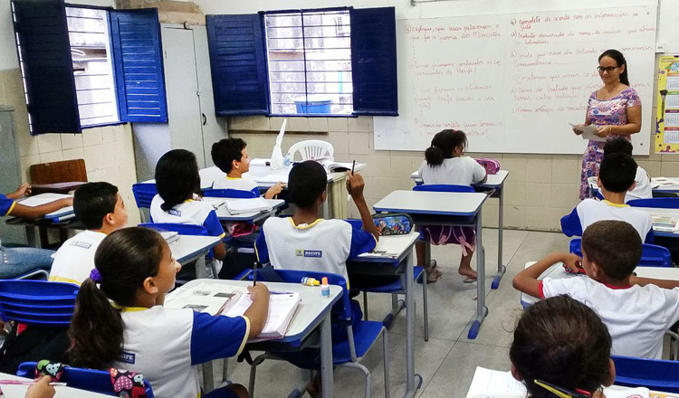 Com novo Plano Nacional de Educação, Brasil melhora qualidade da escola pública