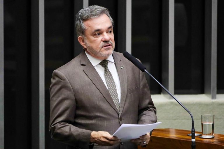 ‘O PT e a reconstrução da presença progressista no Centro-Oeste’