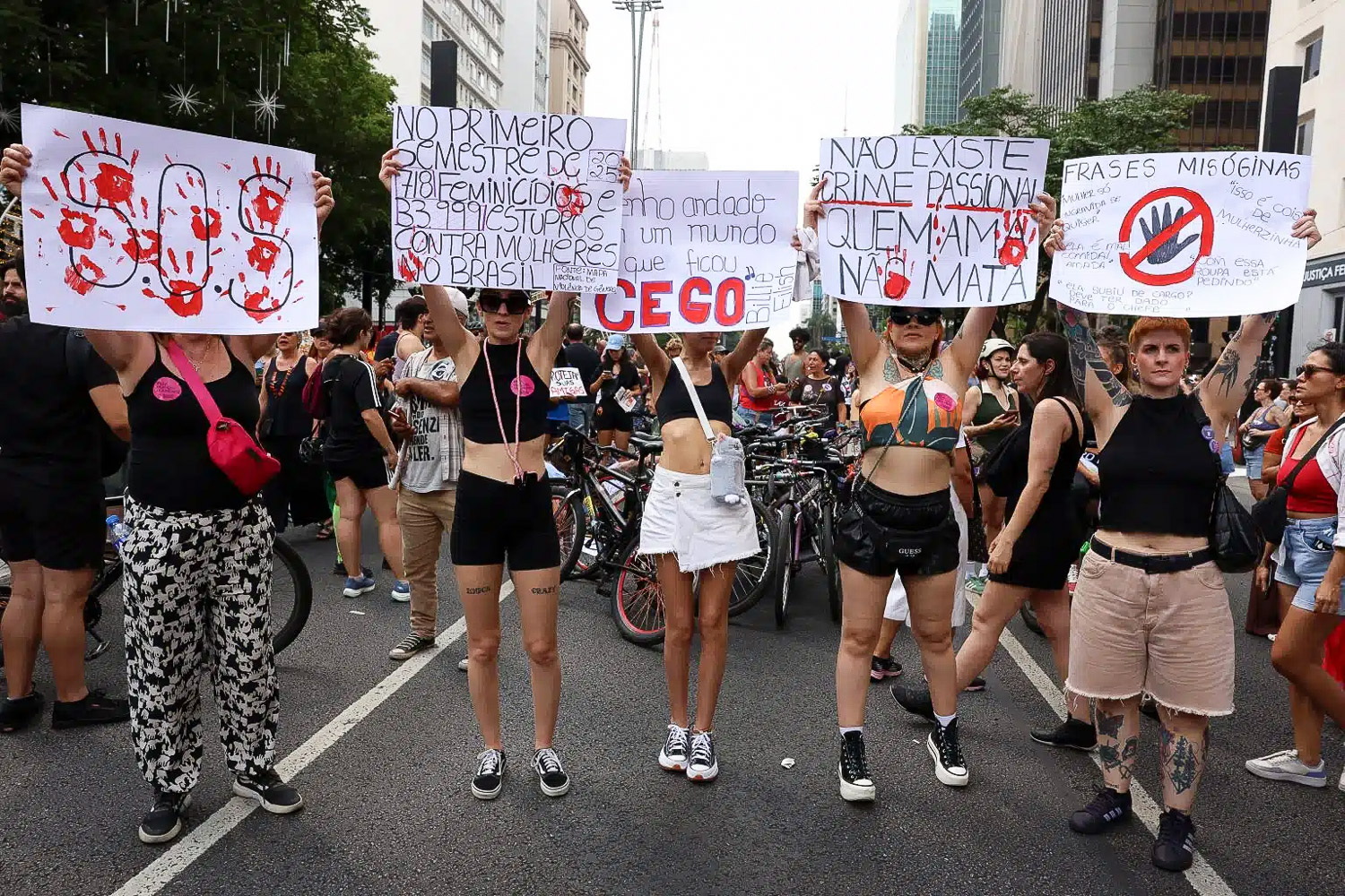“Antes que Aconteça”: lei sancionada por Lula cria teia que protege mulheres na ponta