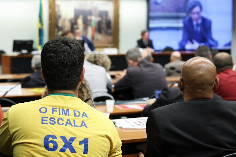 Fim da 6×1: negociação política e participação social permitiram transição menor