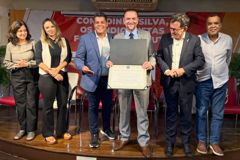 Presidente do PT diz que Rio precisa virar a chave e superar problemas