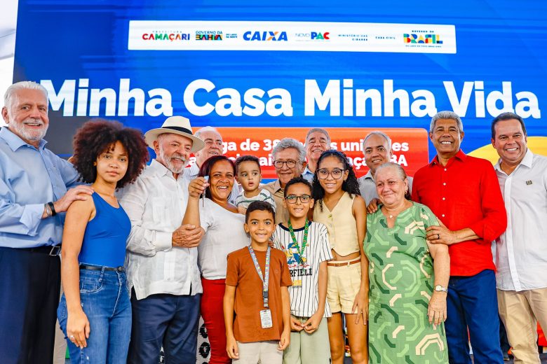 ‘Político que mente deveria cair a língua’, afirma Lula
