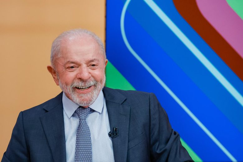 Lula quer plano de 10 anos para educação com definição clara de recursos