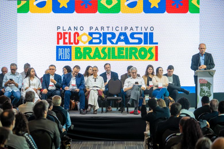 Com olhar para o futuro, programa de Governo de Lula terá construção coletiva