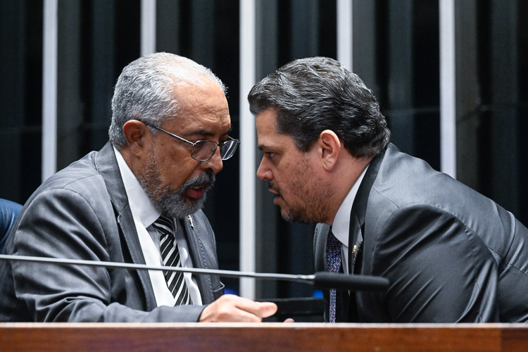 Com pressão do PT, Senado fará debate sobre fim da escala 6×1