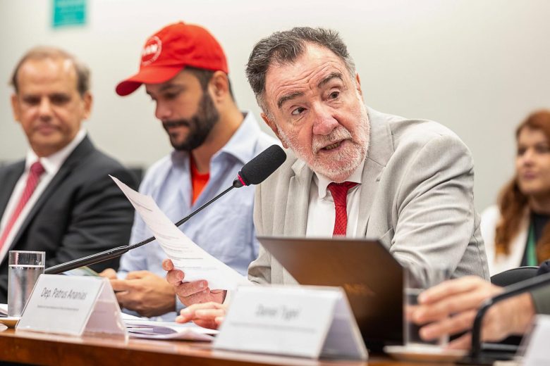 Debate sobre riquezas minerais engloba soberania, direitos e proteção ambiental