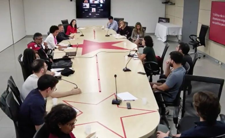 NÚCLEO MAG PROMOVE DEBATE SOBRE A FORÇA DA RELAÇÃO BRASIL-ÁFRICA COM PARTICIPAÇÃO DE MAURÍCIO COSTA