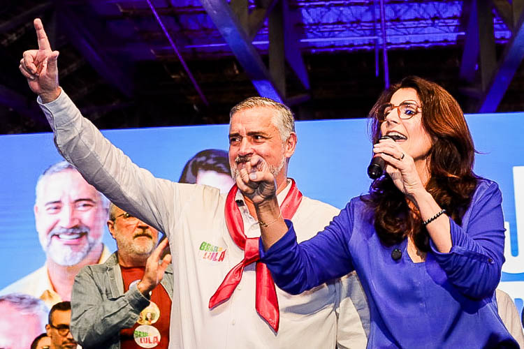 Ataques à Manuela d’Ávila reacendem alerta sobre violência política e misoginia