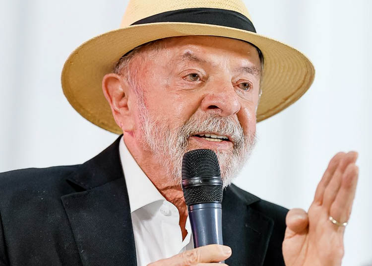‘Campanha vai ter mais inteligência artificial na televisão do que candidato’, alerta Lula