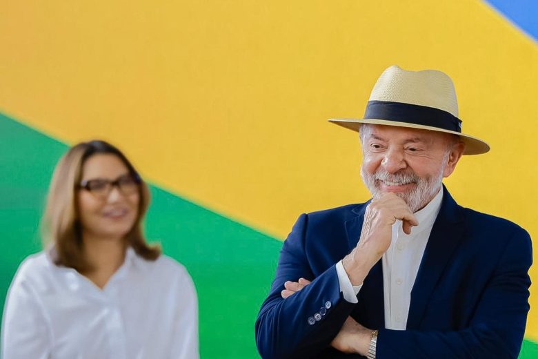 Brasil não aceita desaforo de outro país nem será vencido por mentiras, diz Lula