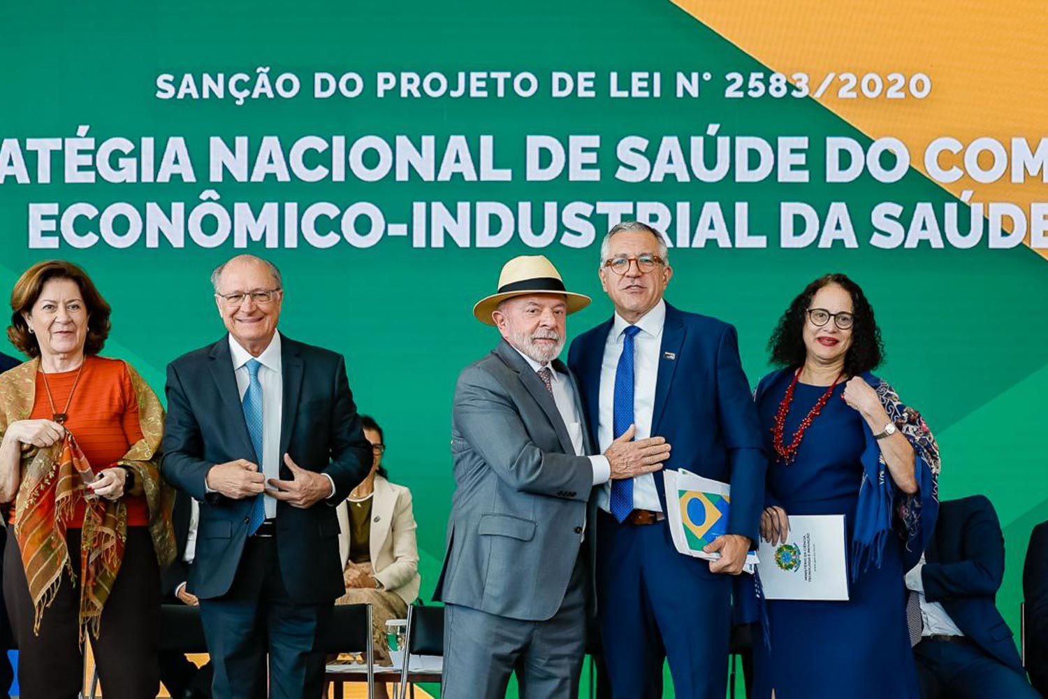 Lula diz que futuro depende de vida com saúde e dignidade: ‘Falta muito a fazer’