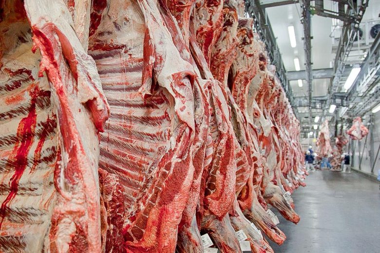 Brasil vende mais ao mundo e superávit da balança comercial cresce 66%
