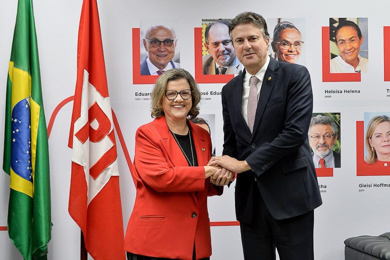 Camilo Santana é o novo líder da bancada do PT no Senado