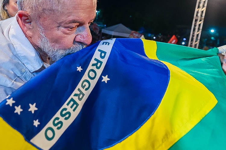 Programa Lula-Alckmin: transformação e compromisso com o povo que sonha e quer um futuro melhor