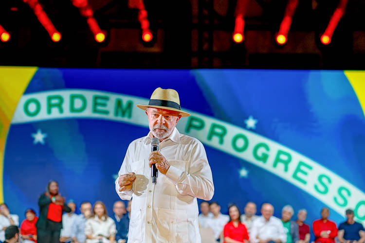Lula aponta temas que o Brasil do futuro precisa debater e enfrentar