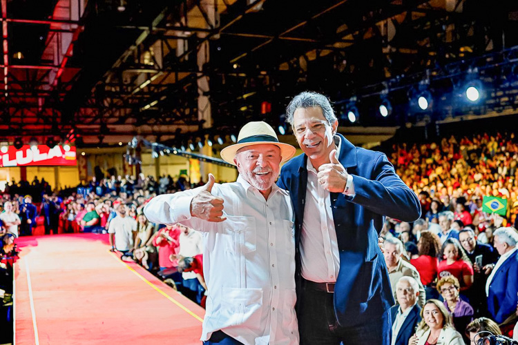 Haddad: ‘Lula nunca traiu o povo brasileiro’ e é o marujo experiente no mar revolto