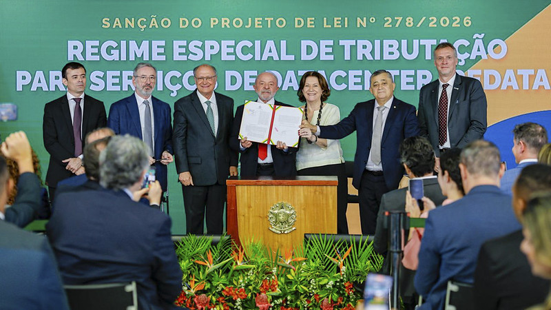 Lula estimula investimentos em tecnologia para ampliar controle brasileiro sobre dados