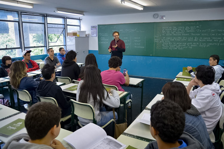 Brasil se destaca entre os 10 países com maior avanço na educação em duas décadas